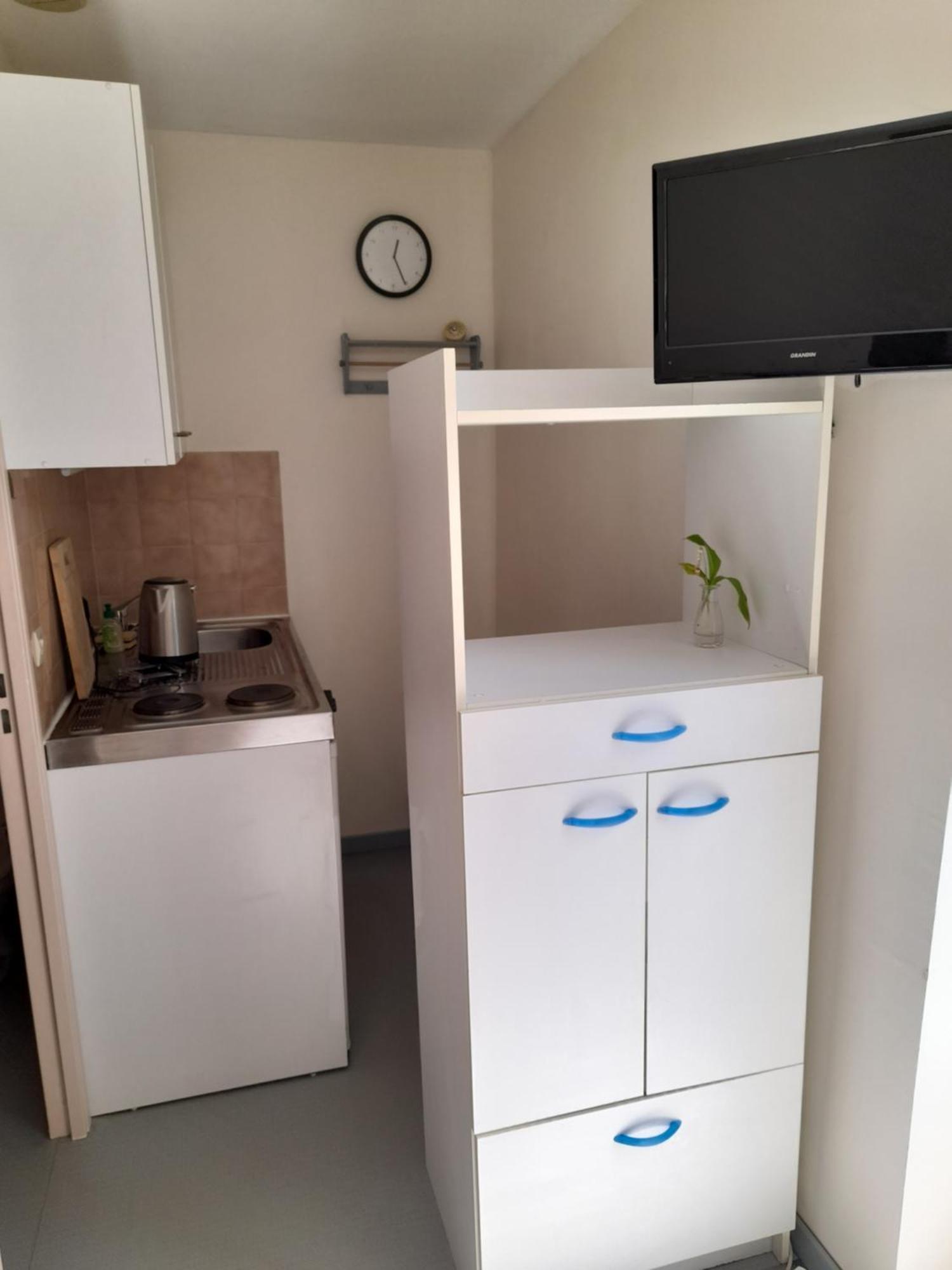 Super Appartement Centre Ville 迪涅莱班 外观 照片